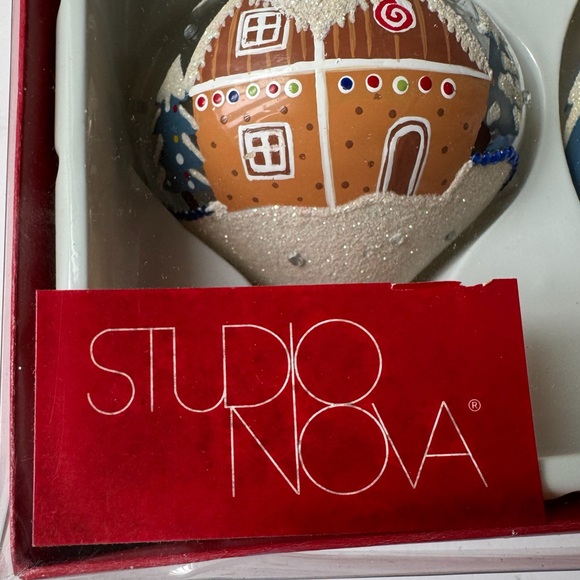 Vintage Studio Nova Whimsical Clear Gingerbread House Glass Ornament Set Finial - Picture 5 of 8